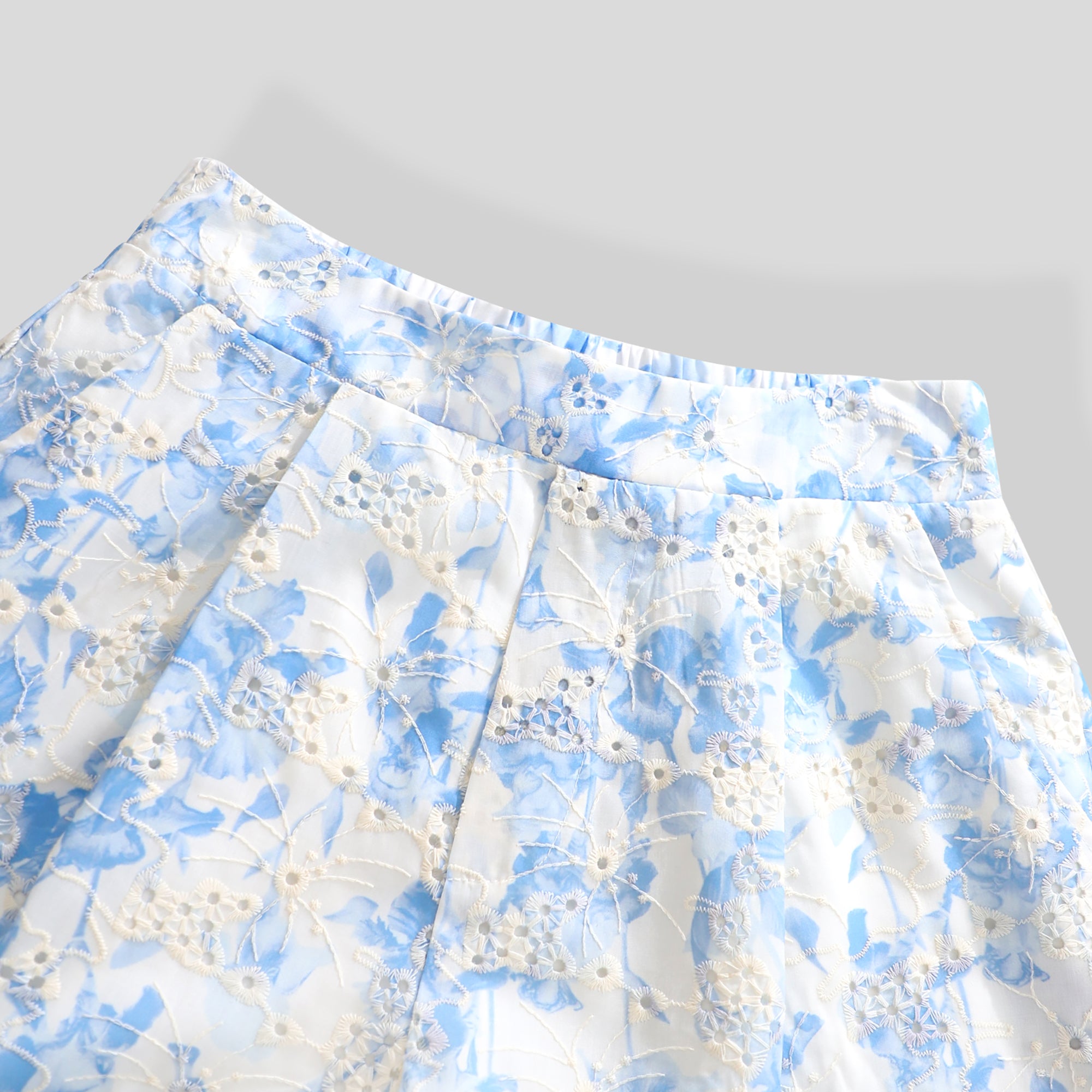 UA1008- Eyelet Lace Two-Piece Pants Set