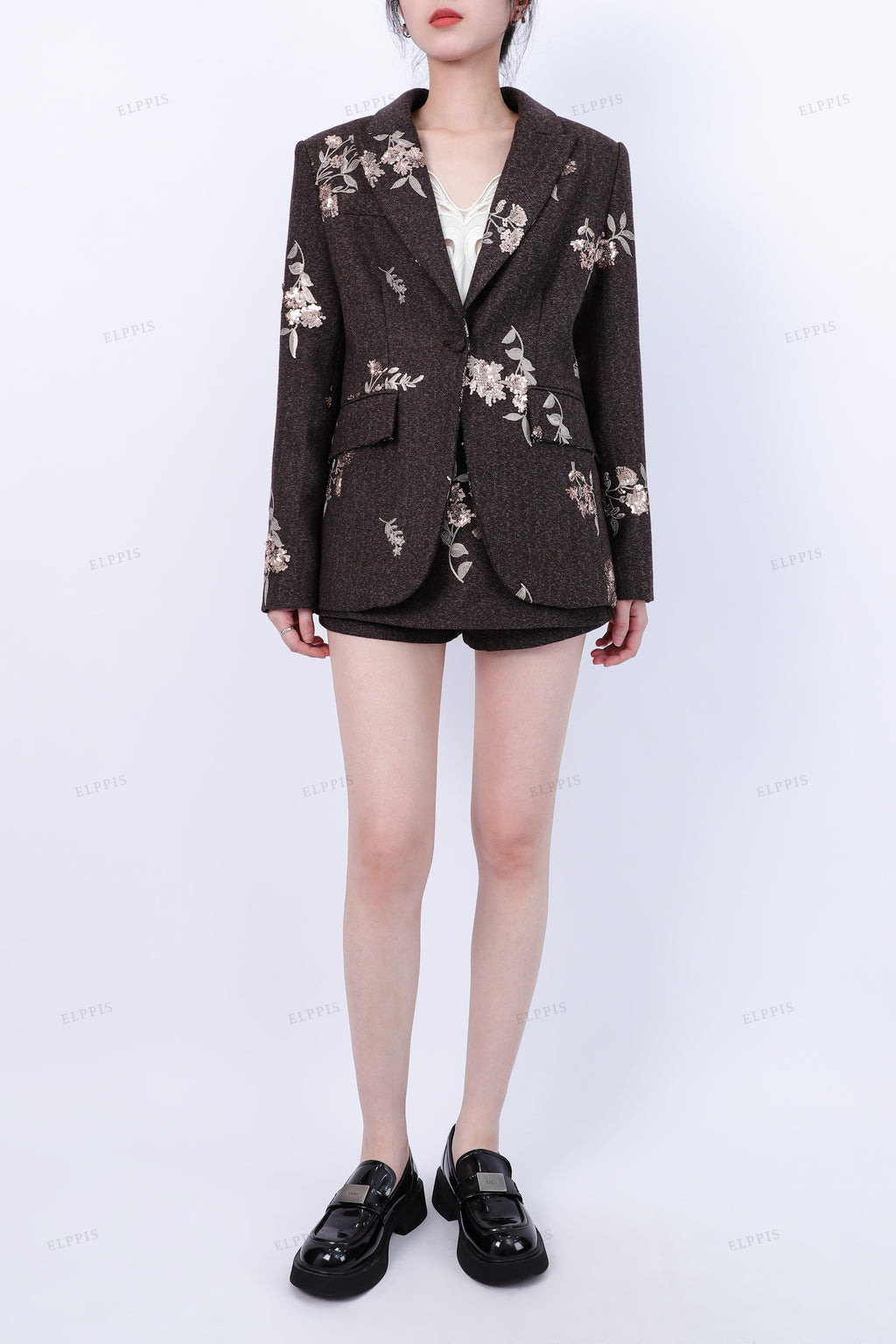 WFW046T Sequins Embroidery Blazer Outerwear