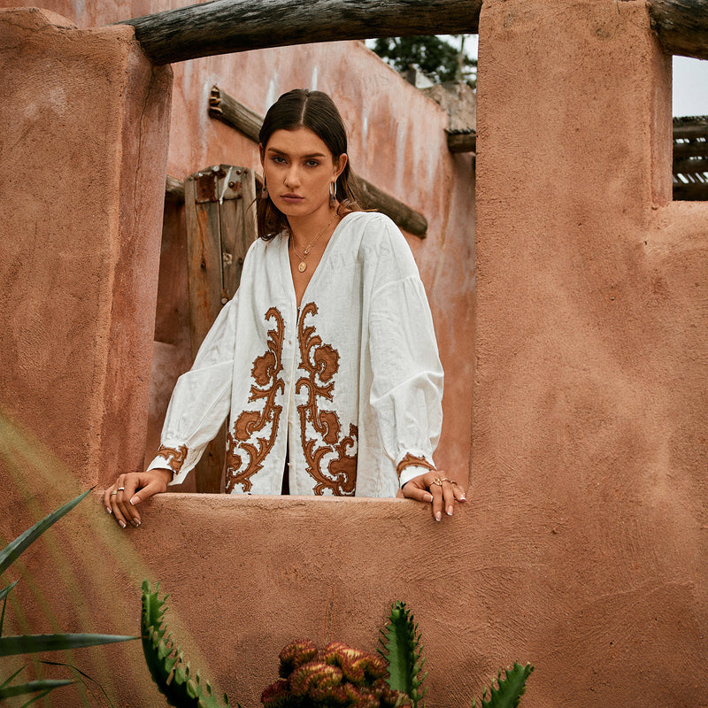 WZUA1053 Embroidered Blouse and Pants Set